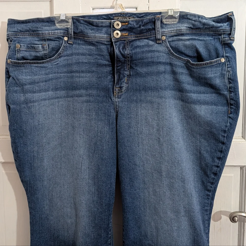 Torrid Medium Wash Flare Jeans - Picture 2 of 8